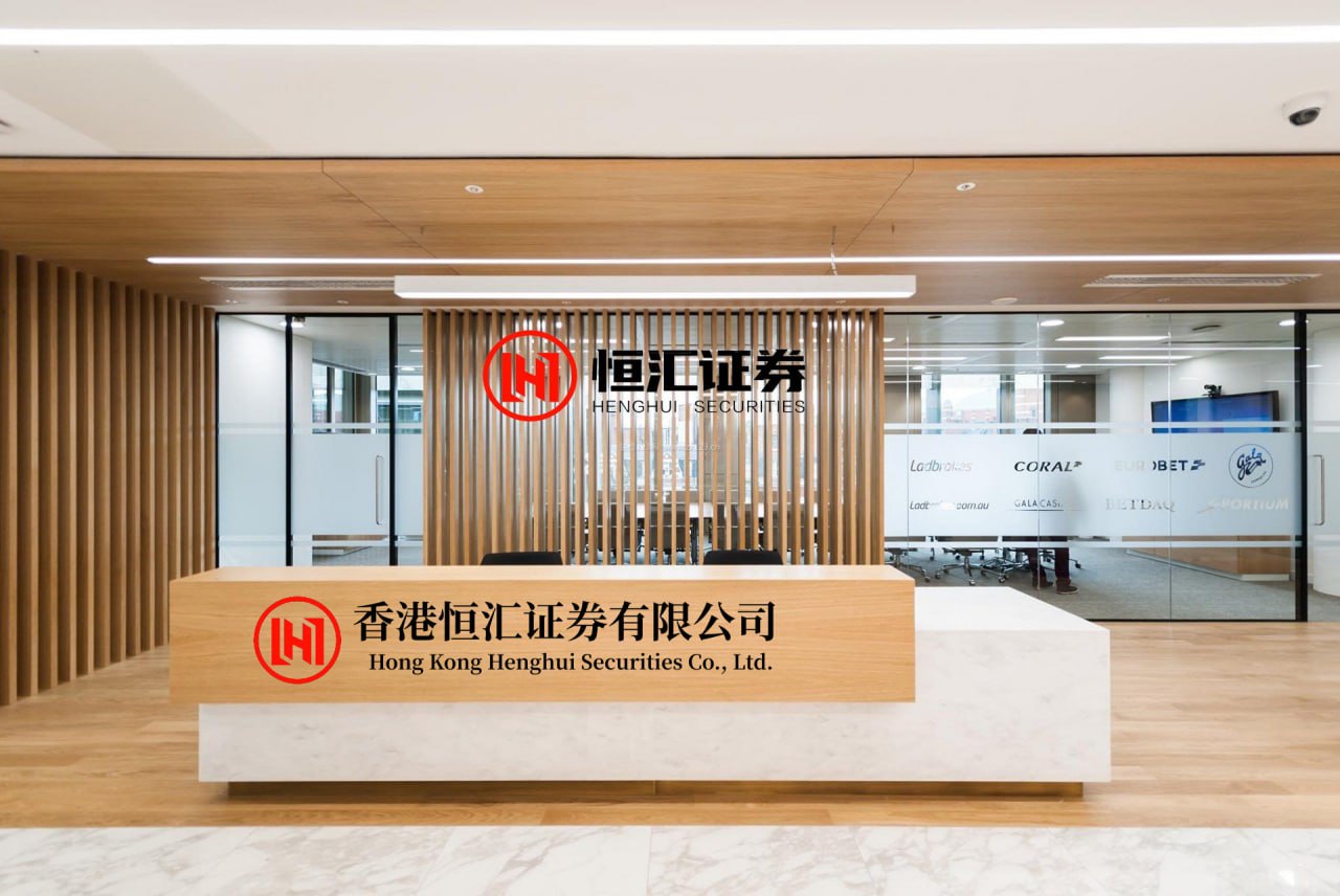 博远策略 齐白石这两幅梅花，绝了